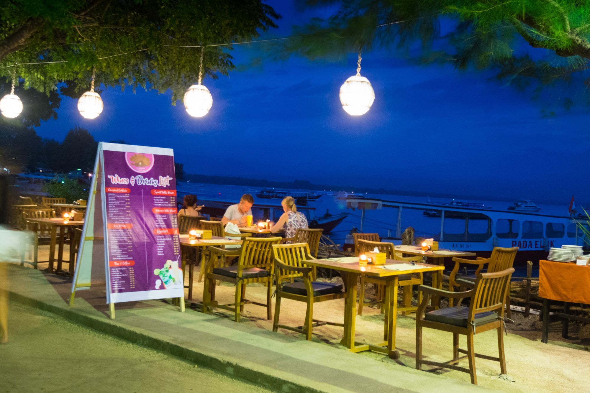 Royal Regantris Villa Karang Gili Air Exterior foto